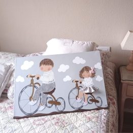 Decoración Infantil para Hermanos: Cuadro infantil hermanos en bicicleta
