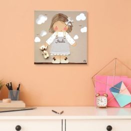 Cuadro infantil de niña con peluche personalizado y original