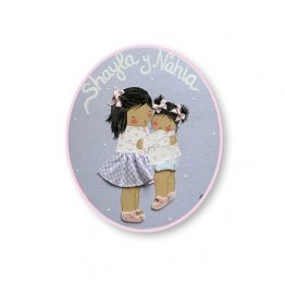 placas para puertas infantiles personalizadas con nombre bebe decorativa artesanal nina nino regalos originales hermanas abrazadas